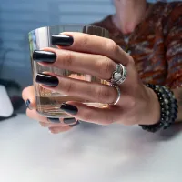 Soins des mains - Dépose + Renforcement de l'ongle naturel en gel, sans rallongement. Manucure  russe incluse. - InnaNails à